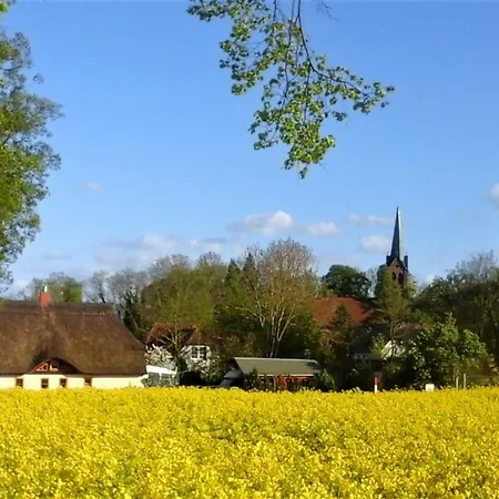 Landhaus Krummin Apartman *